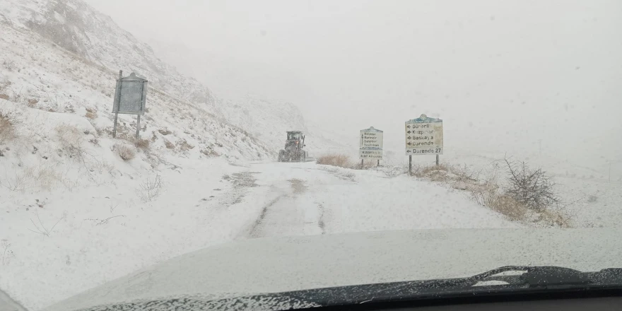 149 Mahallede Yol Açma Çalışmaları Devam Ediyor