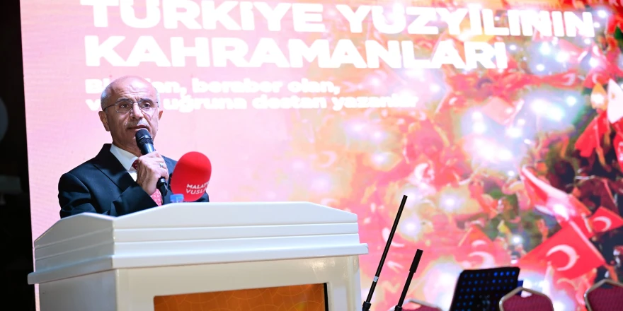15 Temmuz Demokrasi ve Milli Birlik Günü dolayısıyla düzenlenen etkinliklere katılan Başkan Sami Er,