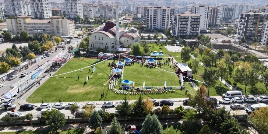 20. Uluslararası Turgut Özal Karakucak Güreşleri Başladı