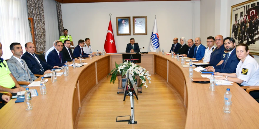 2022-2023 Eğitim-Öğretim Yılı 1. Döneminde Alınacak Trafik ve Güvenlik Tedbirleri Toplantısı Düzenlendi.