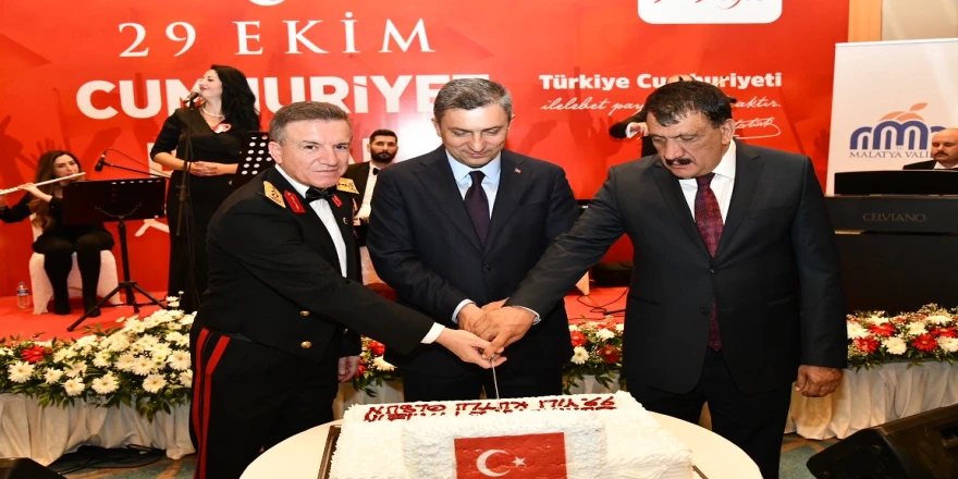 29 Ekim Cumhuriyet Bayramı Resepsiyonu Düzenlendi
