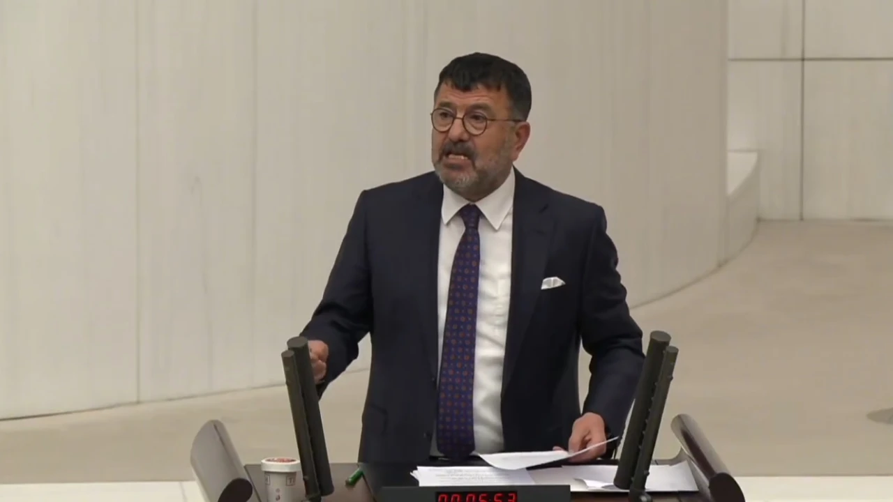 Ağbaba’dan Özal Ve Hamido Mesajı