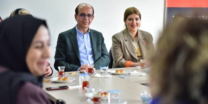 AK Parti Yeşilyurt Adayı Prof. Dr. İlhan Geçit’ten KADEM’e ziyaret