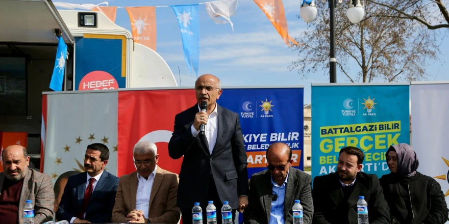 AK Partili Başkan Adayları EskiMalatya’da vatandaşlarla bir araya geldi