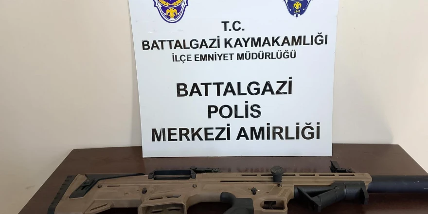 Akçadağ’da Feci Kaza: 1 Kişi Hayatını Kaybetti, 2 Kişi Yaralandı