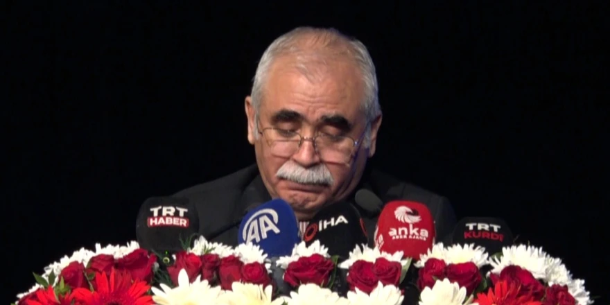 Anayasa Mahkemesi Başkanı Konuşmasında Gözyaşı Döktü