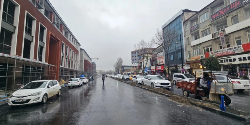 Başkan Er: “Altyapı Çalışmalarını Bir Cerrah Titizliğiyle Tamamladık”