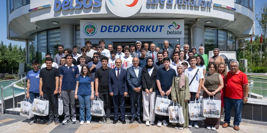 BAŞKAN ER; “BAŞARININ EN ÖNEMLİ KRİTERİ SAMİMİYET VE ÇALIŞMAK”