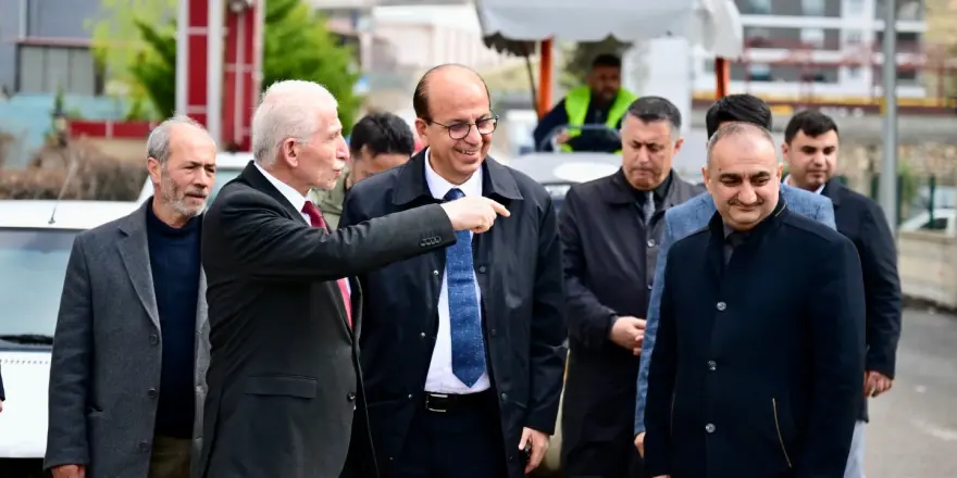 Başkan Geçit Tecde Mahallesi’nde Yol Yenileme Çalışmalarını İnceledi