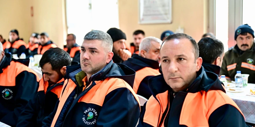 Başkan Geçit’ten Temizlik, Park ve Bahçeler ile Makine İkmal Personeline Moral Ziyareti!