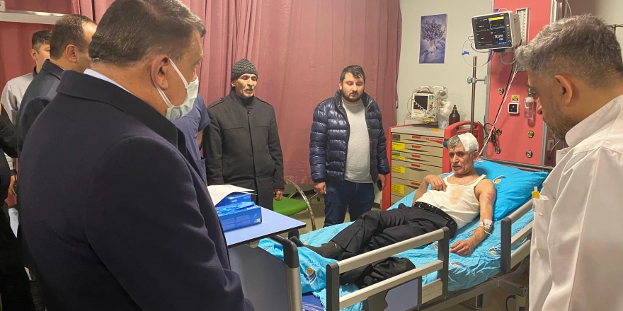 Başkan Gürkan trafik kazasında yaralananları hastanede ziyaret etti