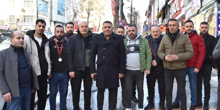 Başkan Sadıkoğlu: “Dönüşüme değil, zamansız ve plansız yıkıma karşıyız”