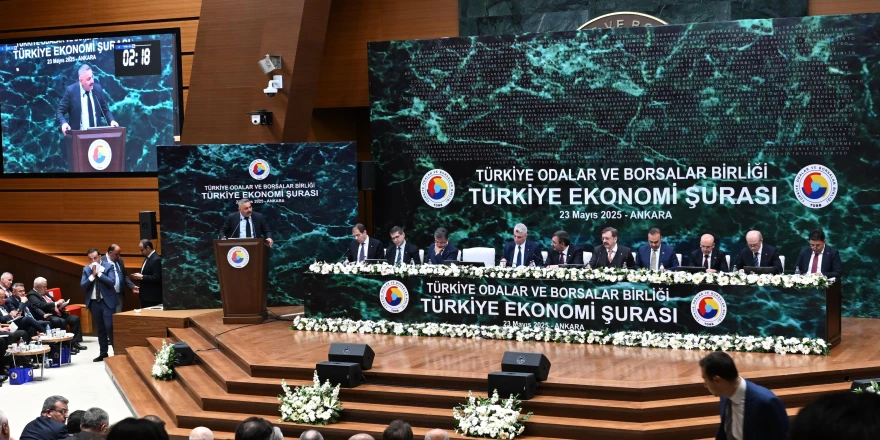 Başkan Sadıkoğlu, Malatya’nın sorunlarını Cumhurbaşkanı Yardımcısı’na ve Bakanlara aktardı