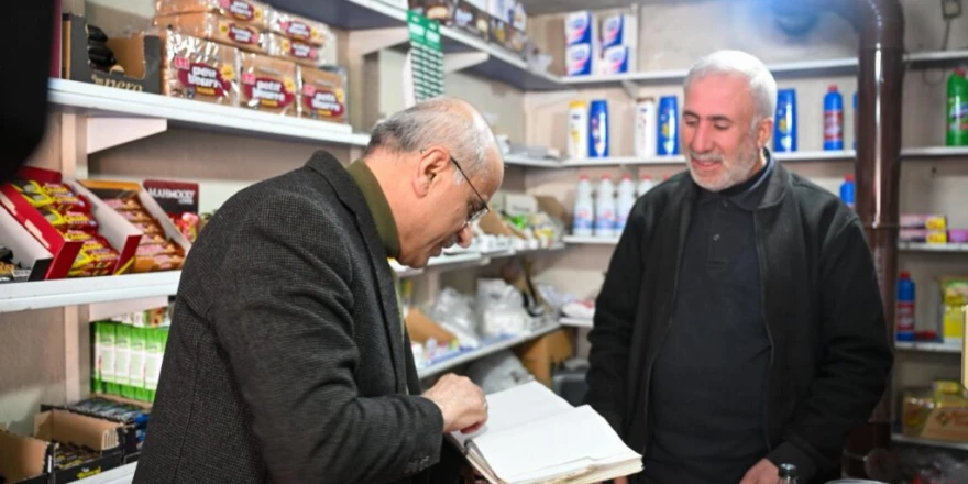 Başkan Sami Er Mahalle Bakkalları ve Fırınlardaki Borçları Kapattı