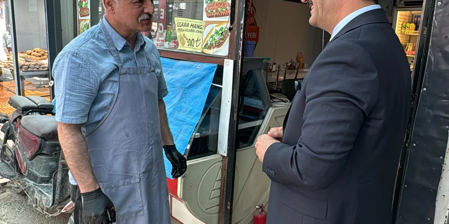 Başkan Taşkın, Akpınar’da Esnaflarla Buluştu: “Sadece Dinlemeye Değil, Çözmeye Geldik”