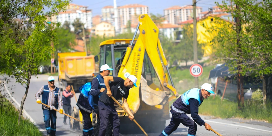 Battalgazi Belediyesi 40 Sokakta Yol ve Kaldırım Çalışmaları Gerçekleştirdi