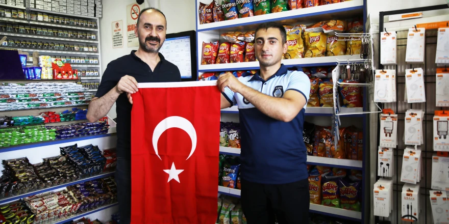 Battalgazi Belediyesi’nden Bayrak Seferberliği