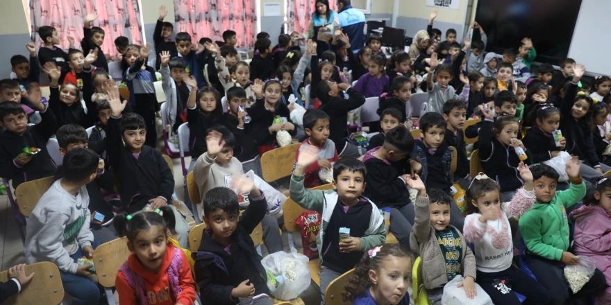 Battalgazi Belediyesi Çocukları Sinemayla Buluşturuyor