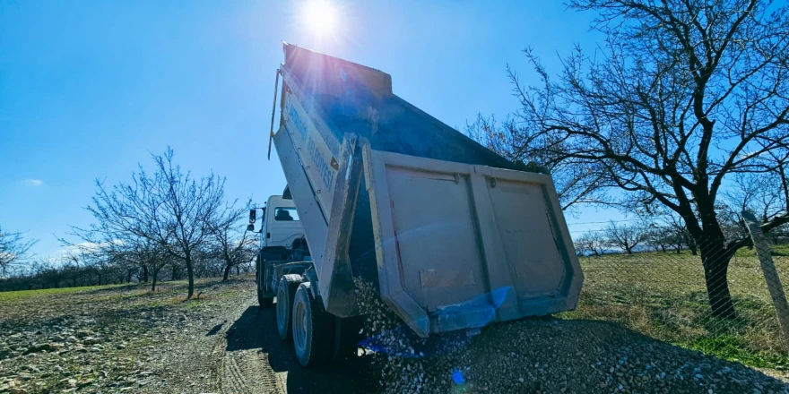 BATTALGAZİ’DE KIRSAL MAHALLELERDE YOL ÇALIŞMALARI SÜRÜYOR