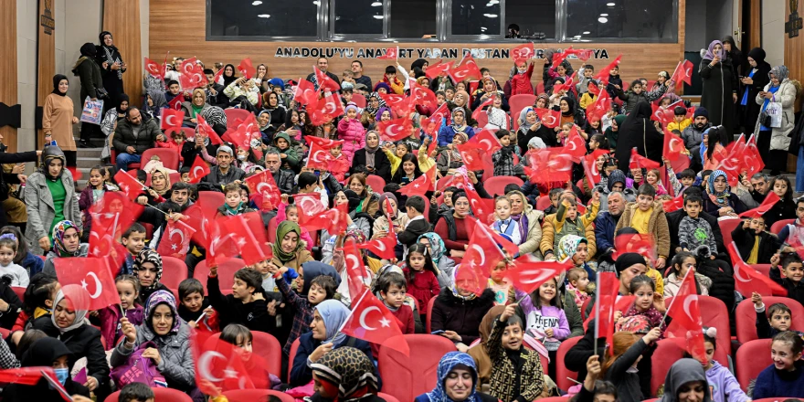 BÜYÜKŞEHİR BELEDİYESİ NEZAKET OKULLARINDAN İLK KARNEM ETKİNLİĞİ