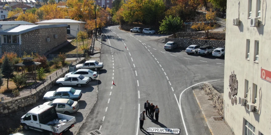 Büyükşehir Belediyesi’nden Arapgir’e Kapsamlı Yol Ve Altyapı Çalışması