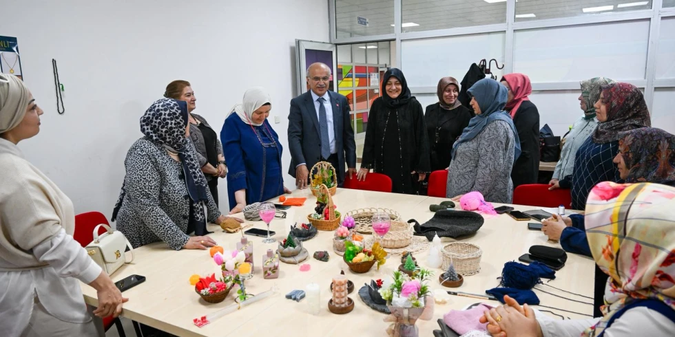 Büyükşehir Belediyesi’nden üreten kadınlara büyük destek