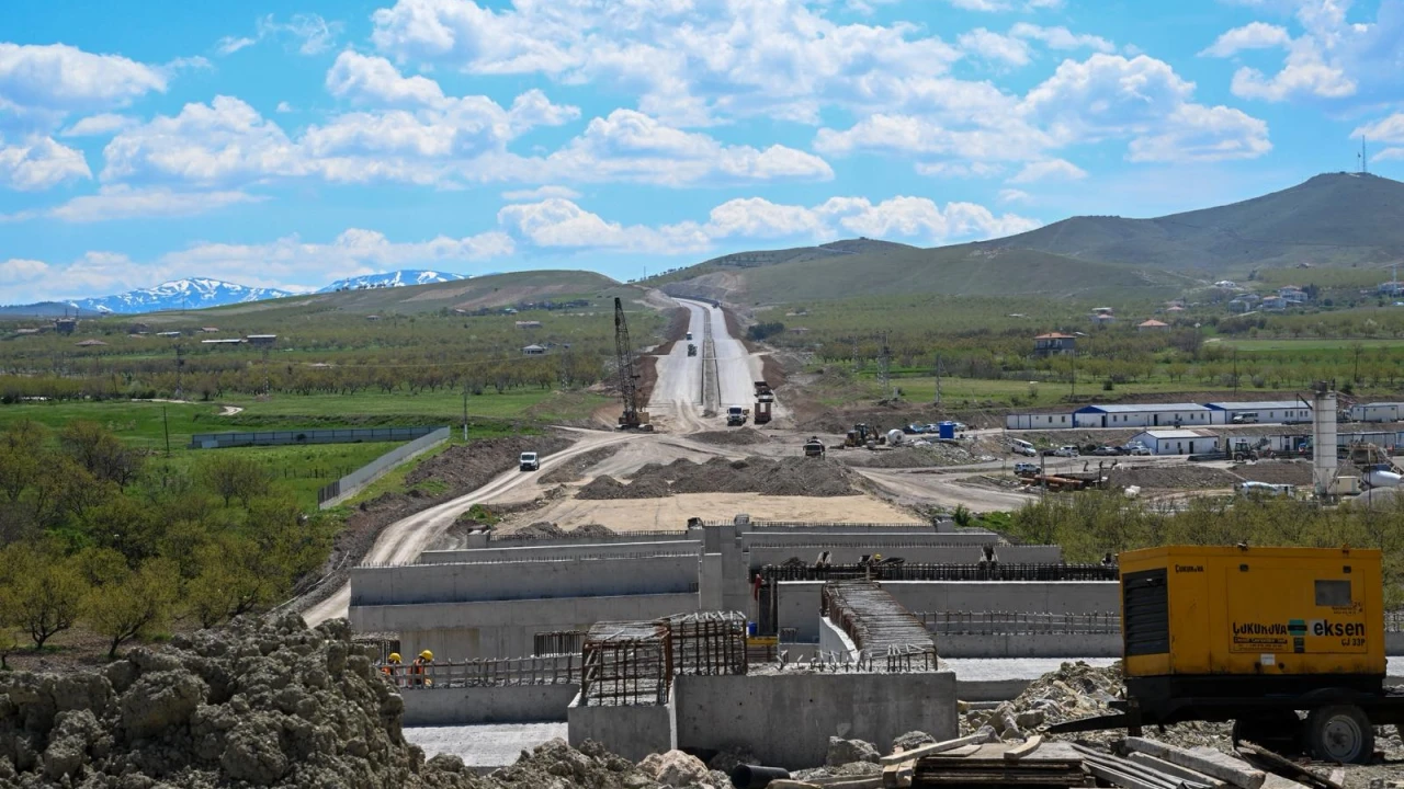 Büyükşehir Belediyesi’nden üreten kadınlara büyük destek
