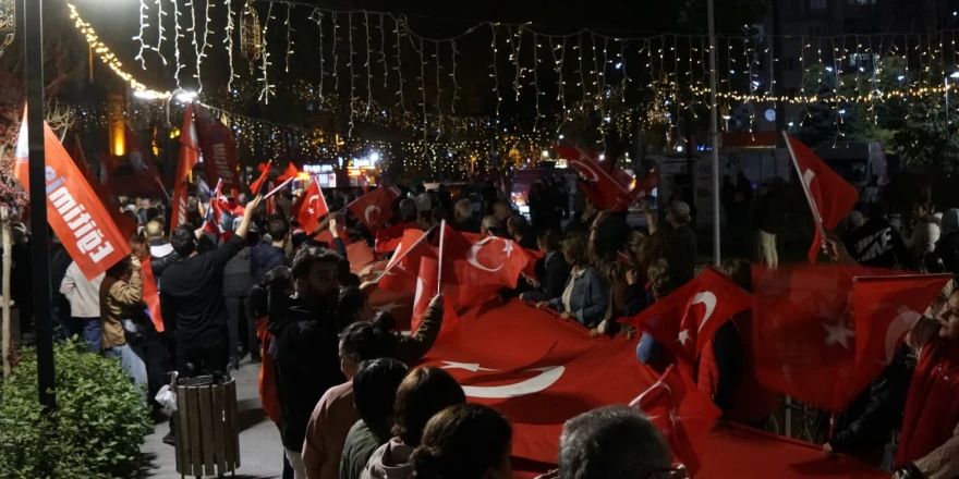 CHP Ve Sivil Toplum Kuruluşlarından Cumhuriyet Yürüyüşü