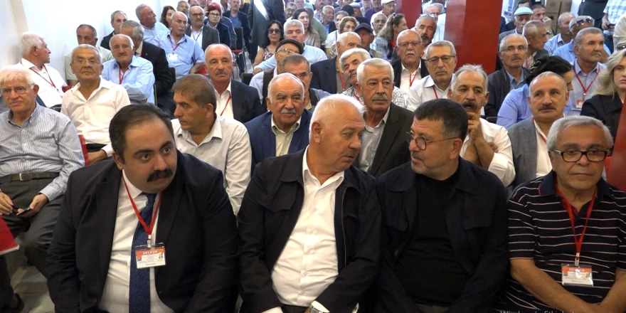 CHP Yeşilyurt İlçe Kongresinde Hakkı Ayas Yeniden Başkan Seçildi