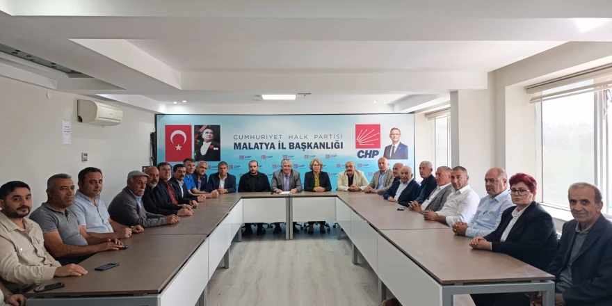 CHP'de ilçe başkanlarından Barış Yıldız'a tam destek