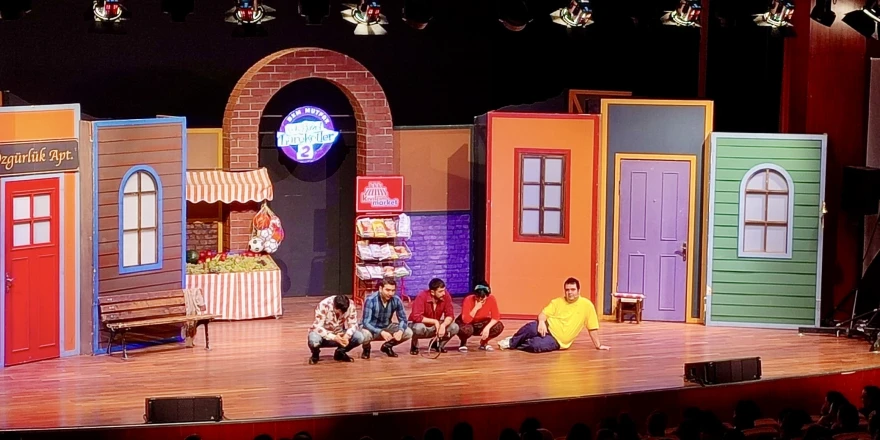 “Çok Güzel Hareketler 2” Malatya’da Kahkaha Dolu Anlara Sahne Oldu