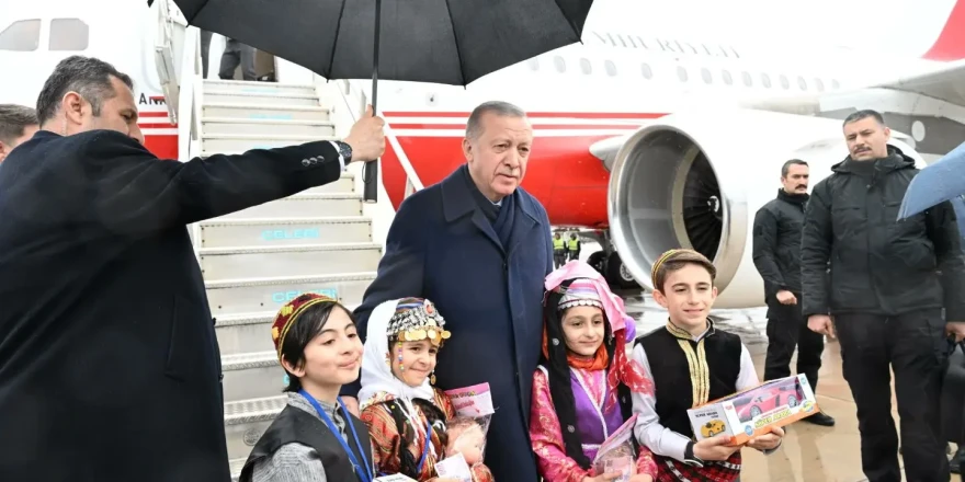 Cumhurbaşkanı Erdoğan Malatyalılara Hitap Ediyor-CANLI-