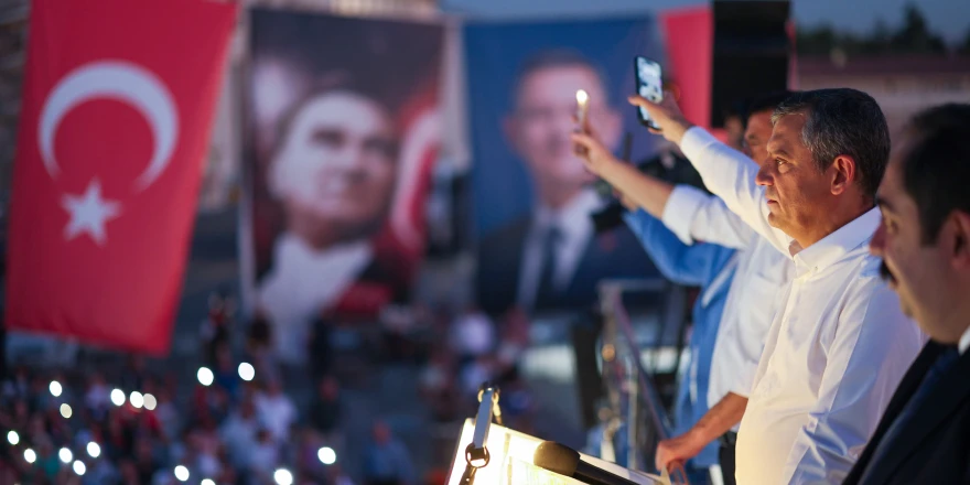 Cumhuriyet’e Ve Demokrasiye Sahip Çıkan Tüm Malatyalılara Teşekkür Ediyoruz