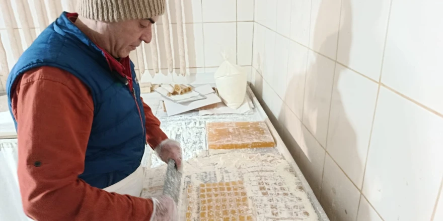 Darende’de Şeker Sucuğu Geleneği Yaşatılıyor