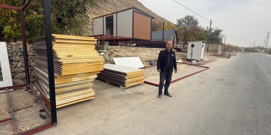 Darendeli Usta İmkânsızlıkları Aştı: Çalışmak İsteyene Her Yer İşyeri