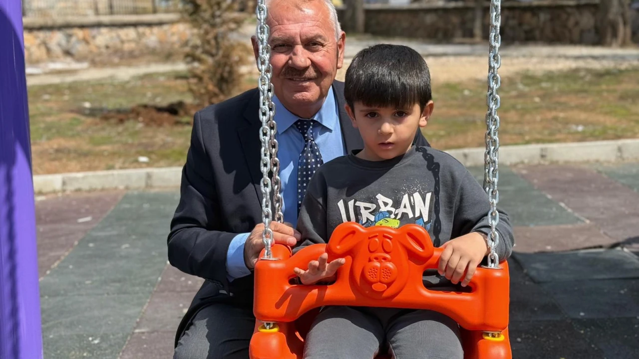 Doğanşehir’de Çocukların Yüzü Gülüyor: Başkan Bayram’dan Mahallelere Park Müjdesi