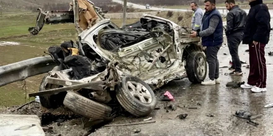 Doğanşehir’de Feci Kaza: 3 Kişi Hayatını Kaybetti