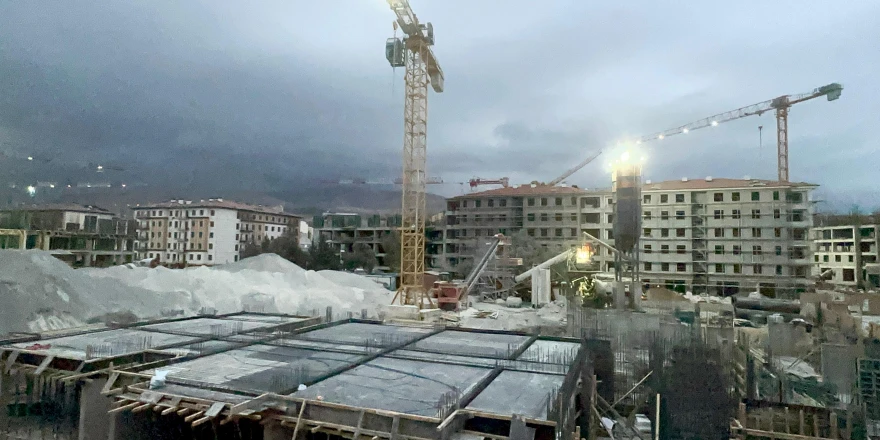 Elektrik Akımına Kapılan İşçi Ağır Yaralandı