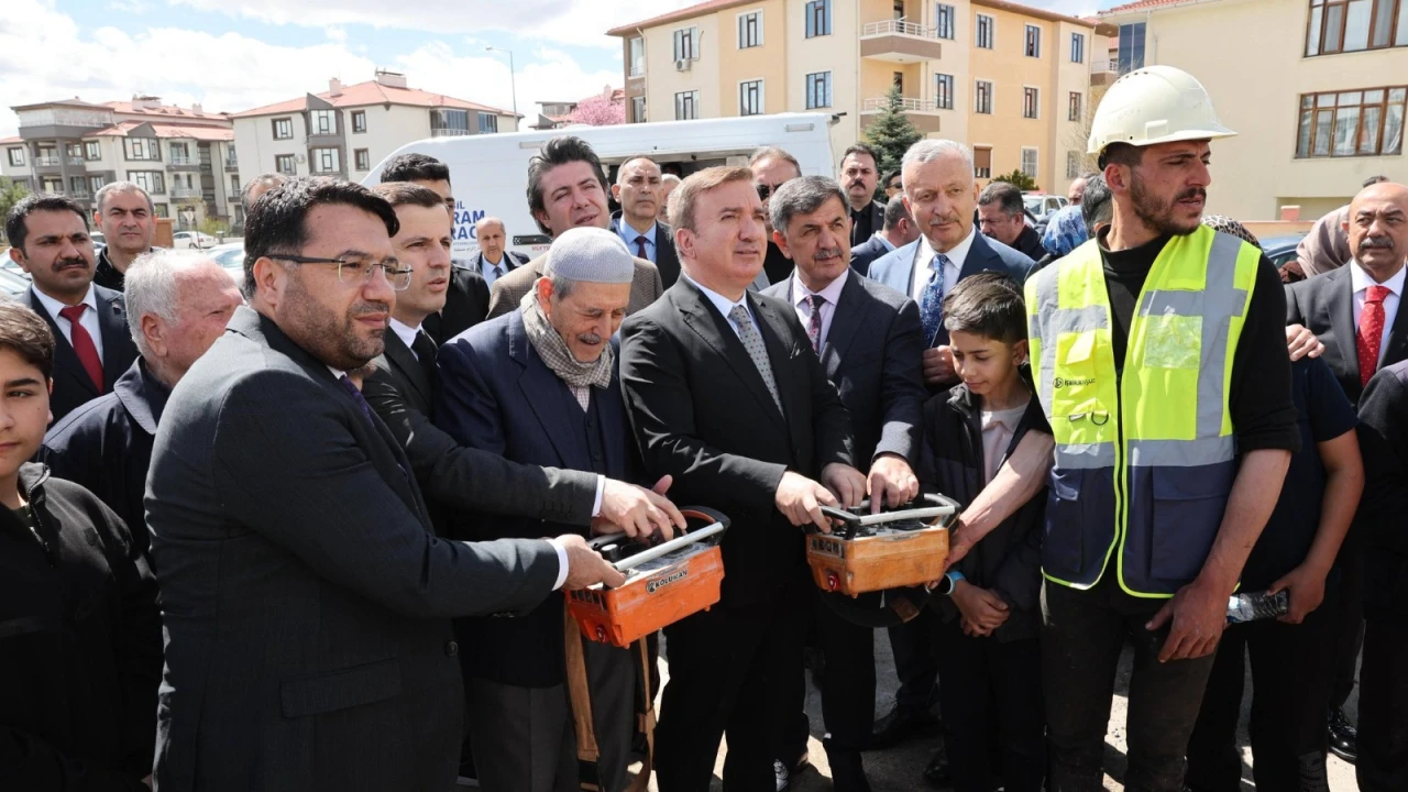 Erzincan Hafız Mehmet Aydın Çocuk Akademisi Temel Atma Töreni