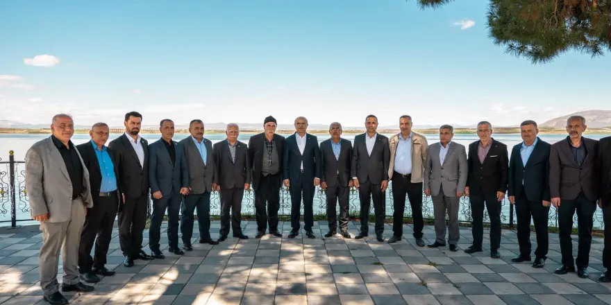 Eskimalatya'da Muhtarlarla Bir Araya Gelen Başkan Er: "Malatya'yı Su Sporları İle Buluşturacağız"