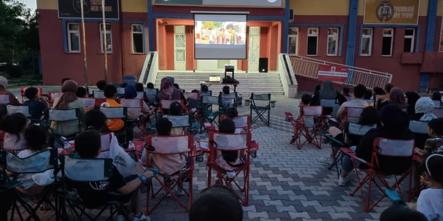 "Gücün Ritim'i, Asrın Sesi" Projesi Gençlere Moral Veriyor