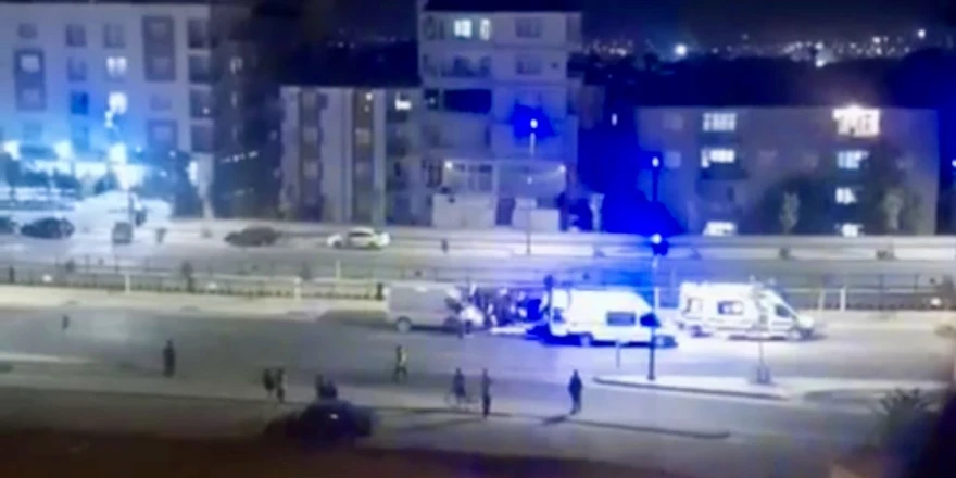 Güney Kuşak Yolunda Dört Araç Birbirine Girdi: 2 Yaralı