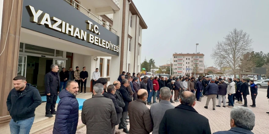 Gürsel Tekin'den Göçer’e Destek Ziyareti: “Nerede Haksızlık Varsa Oradayız”