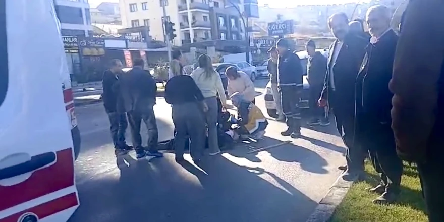 Hafif Ticari Araç Yayaya Çarptı: 75 Yaşındaki Vatandaş Yaralandı