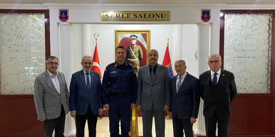 HAK-BİR Emekliler Derneğinden İl Jandarma Komutanlığına Ziyaret