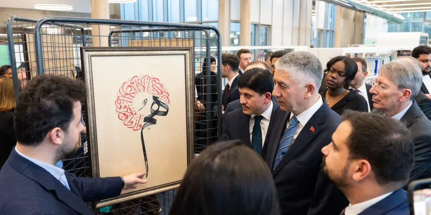 Hâne İslam Sanatları Sergisi Paris’te