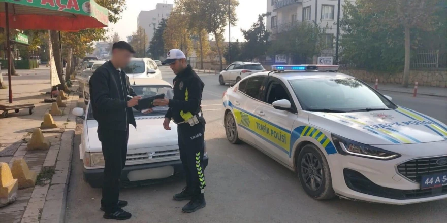 İnönü Caddesi'nde Drif Attı, Cezayı Yedi
