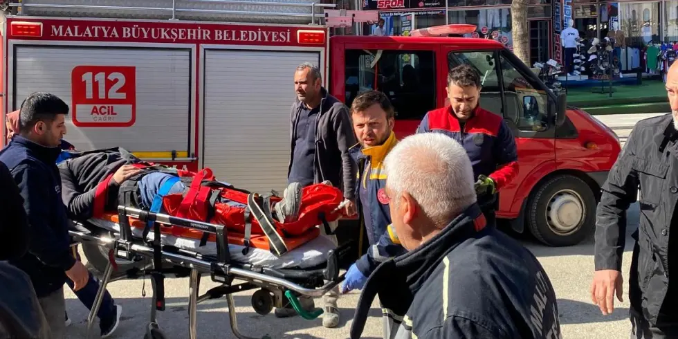 İnşaatta Asansör Boşluğuna Düşen İşçi Yaralandı