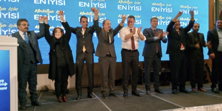 İYİ PARTİ MALATYA BELEDİYE BAŞKAN ADAYLARINI TANITTI