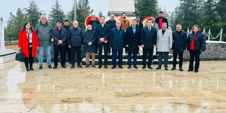 İyi Parti Malatya Teşkilatı 18 Mart’ı Şehitlikte Andı